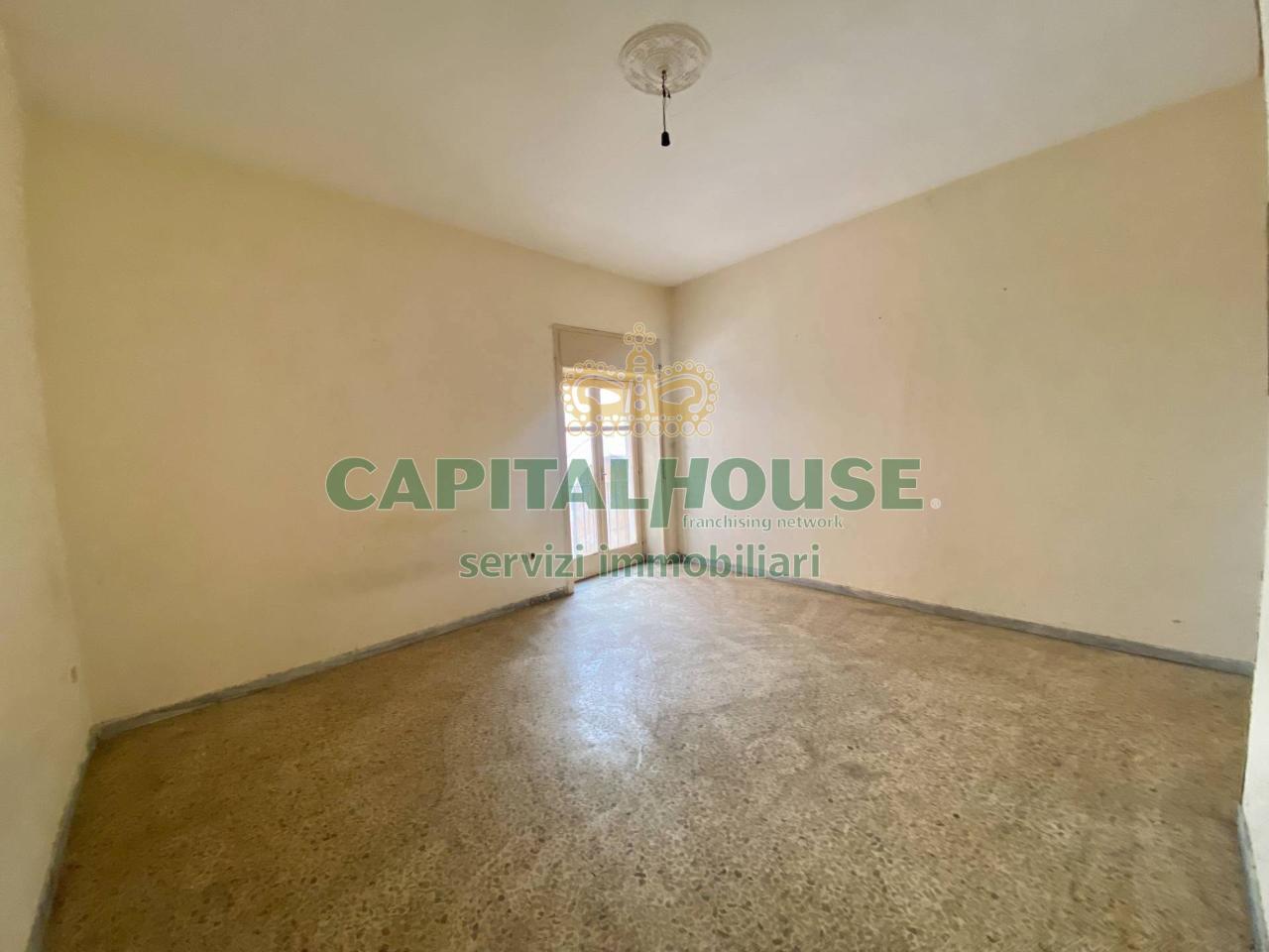 casa indipendente in vendita a Palma Campania in zona Vico