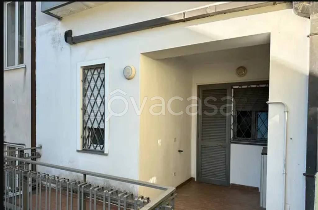 casa indipendente in vendita a Palma Campania in zona Vico