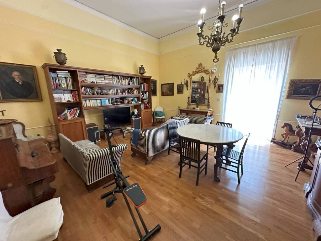 appartamento in vendita a Palma Campania in zona Vico