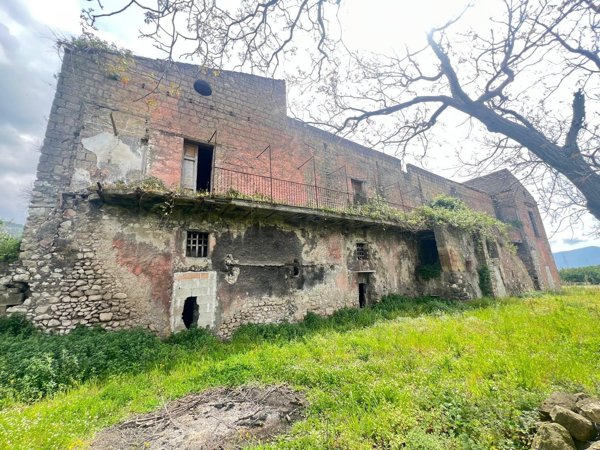 casa indipendente in vendita a Palma Campania