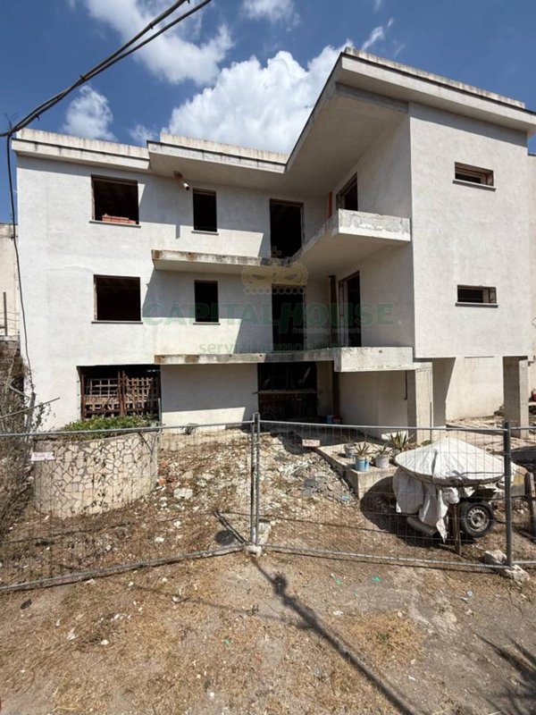 casa indipendente in vendita a Palma Campania in zona Vico
