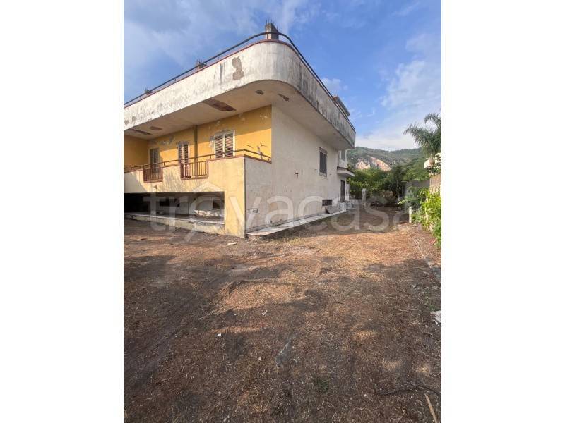 casa indipendente in vendita a Palma Campania in zona Vico