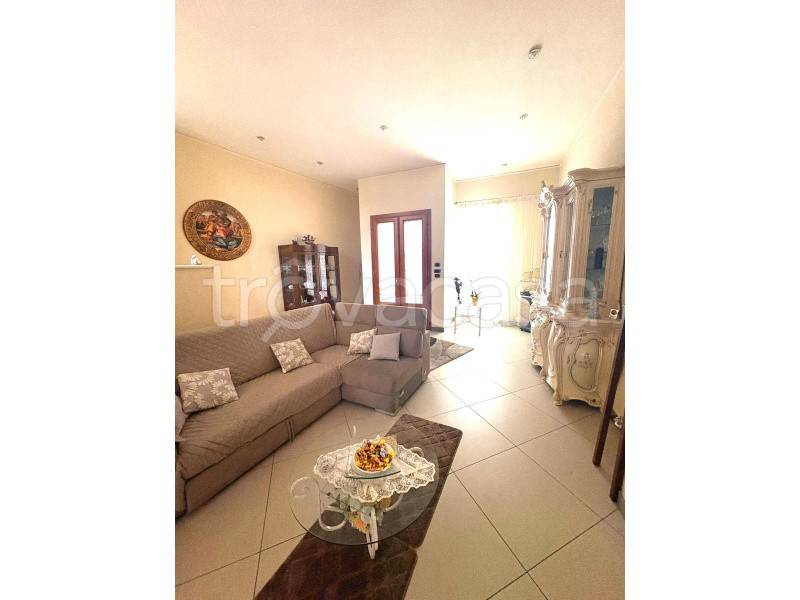 casa indipendente in vendita a Palma Campania in zona Vico