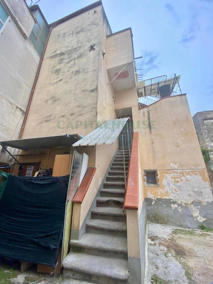 casa indipendente in vendita a Palma Campania in zona Vico
