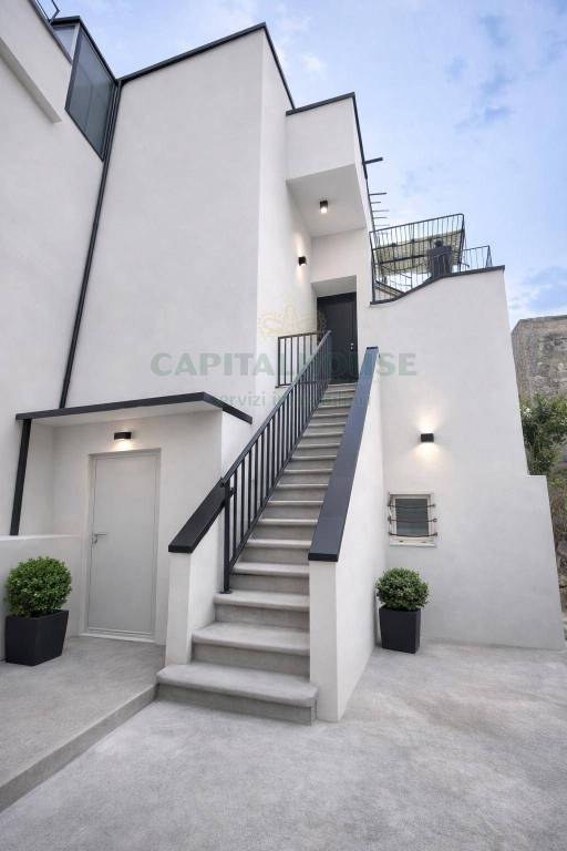 casa indipendente in vendita a Palma Campania in zona Vico