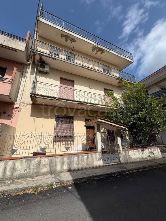 appartamento in vendita a Palma Campania in zona Vico