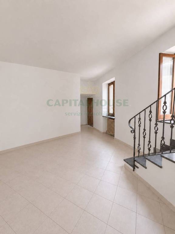 casa indipendente in vendita a Palma Campania in zona Vico