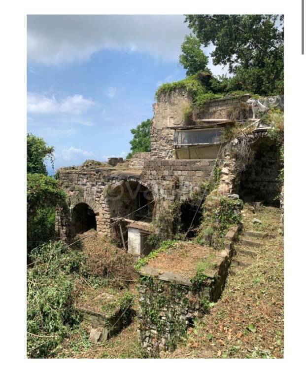 casa indipendente in vendita a Piano di Sorrento