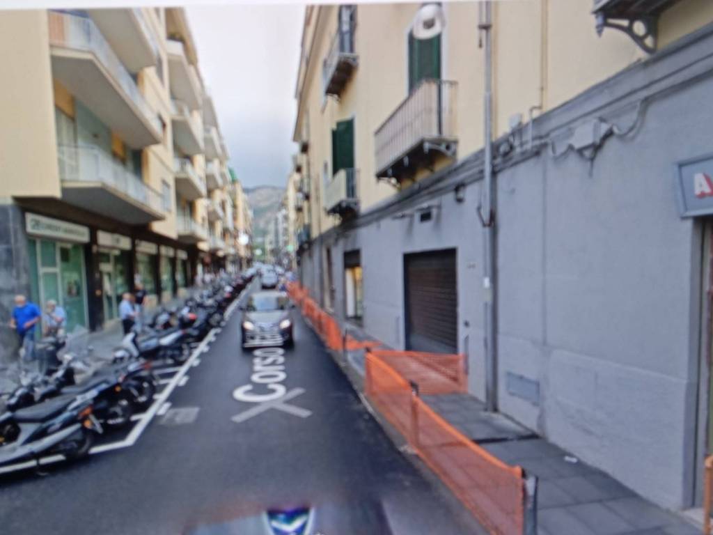 negozio in vendita a Piano di Sorrento