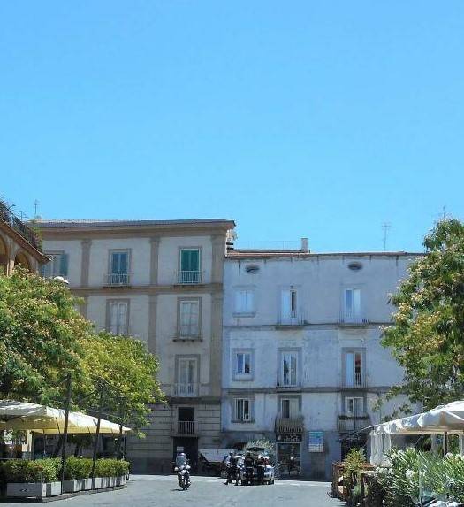 negozio in vendita a Piano di Sorrento