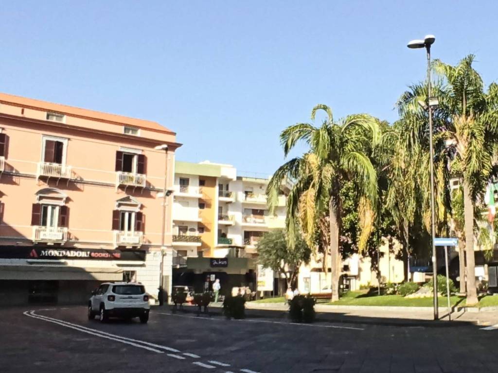 negozio in vendita a Piano di Sorrento