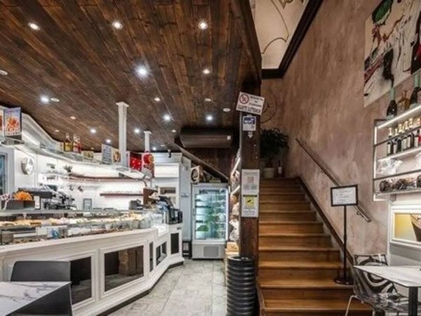 negozio in vendita a Piano di Sorrento