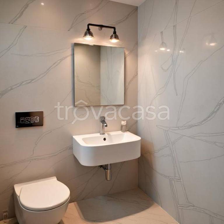 negozio in vendita a Piano di Sorrento