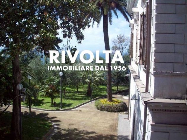 casa indipendente in vendita a Piano di Sorrento