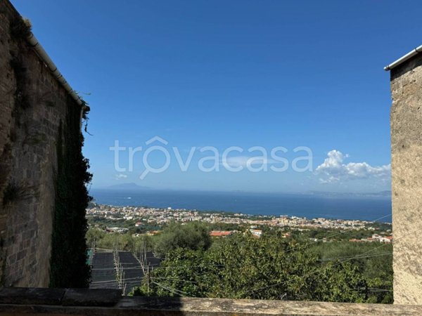 appartamento in vendita a Piano di Sorrento