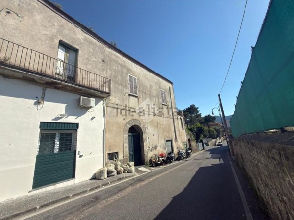 casa indipendente in vendita a Piano di Sorrento in zona Trinità