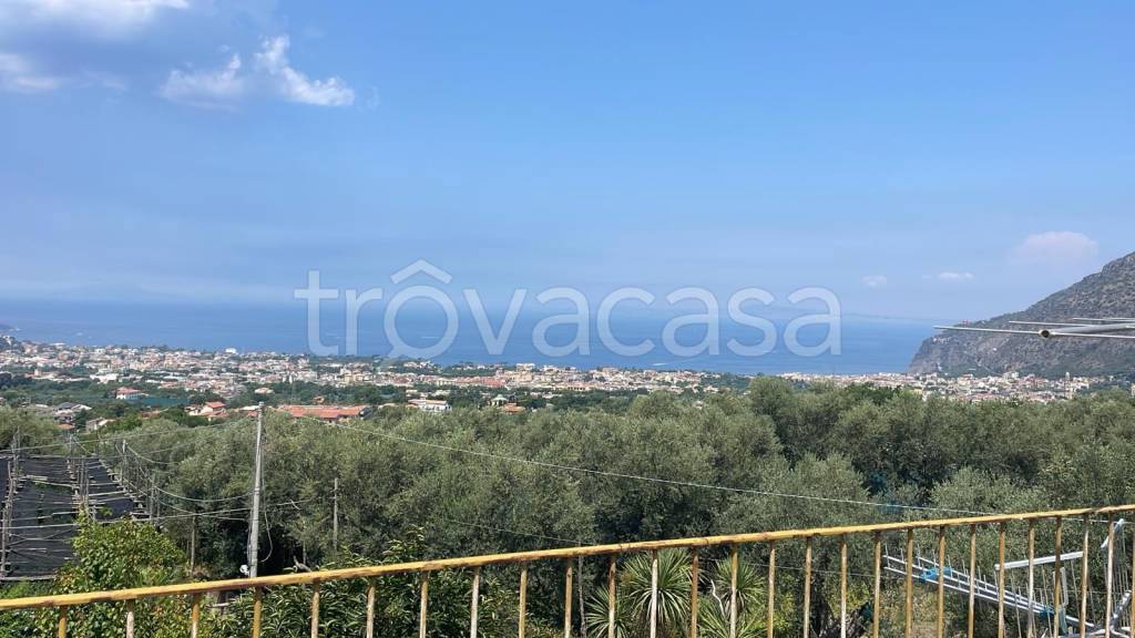 appartamento in vendita a Piano di Sorrento
