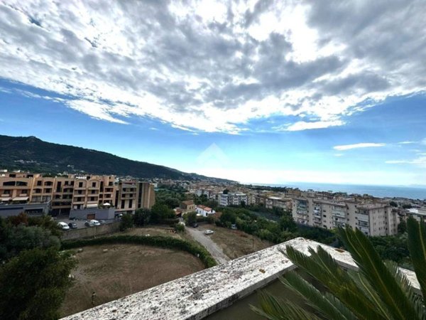 appartamento in vendita a Piano di Sorrento in zona Mortora