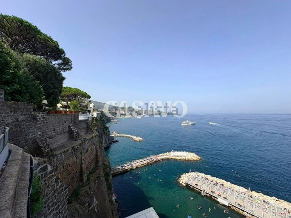appartamento in vendita a Piano di Sorrento in zona Mortora