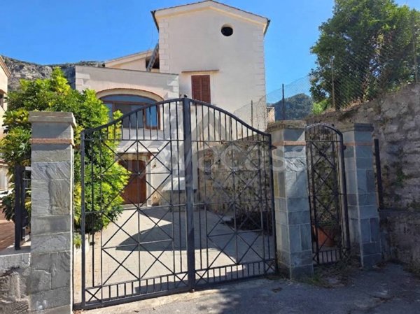 casa indipendente in vendita a Piano di Sorrento