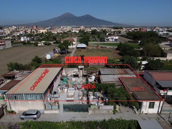 capannone in vendita a Poggiomarino