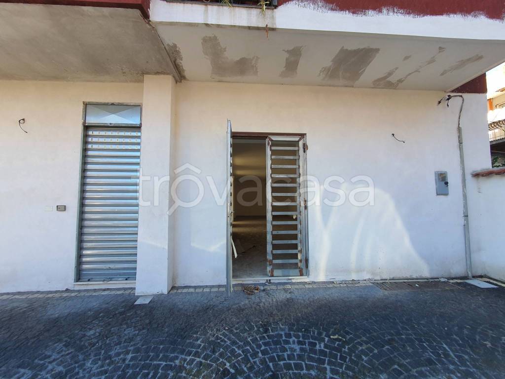 negozio in vendita a Poggiomarino