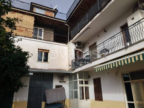appartamento in vendita a Poggiomarino in zona Flocco