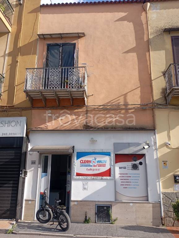 appartamento in vendita a Poggiomarino in zona Flocco