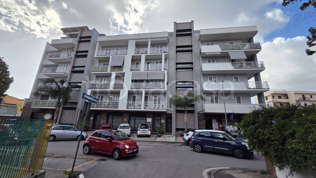appartamento in vendita a Poggiomarino in zona Flocco