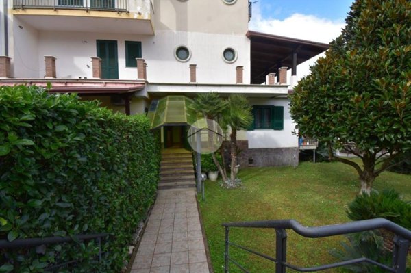 appartamento in vendita a Pollena Trocchia