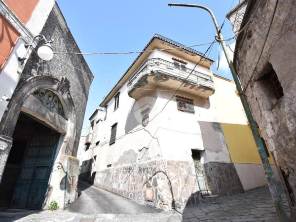 appartamento in vendita a Pollena Trocchia