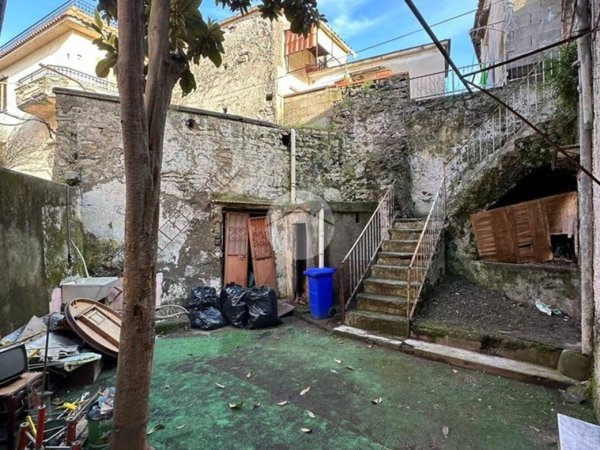 appartamento in vendita a Pollena Trocchia