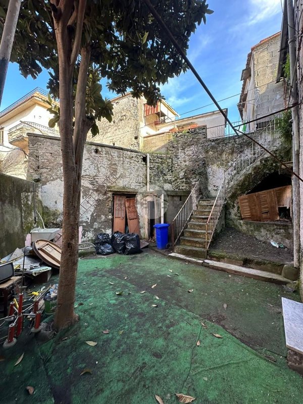 appartamento in vendita a Pollena Trocchia