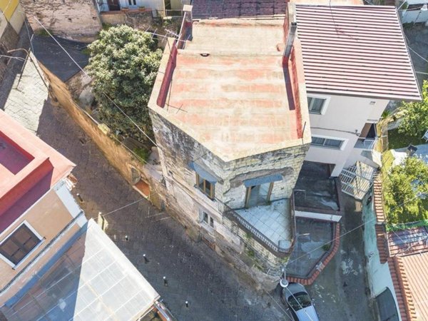 casa indipendente in vendita a Pollena Trocchia