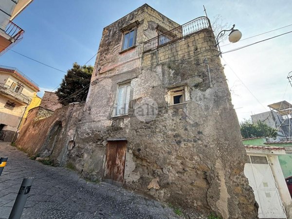 casa indipendente in vendita a Pollena Trocchia