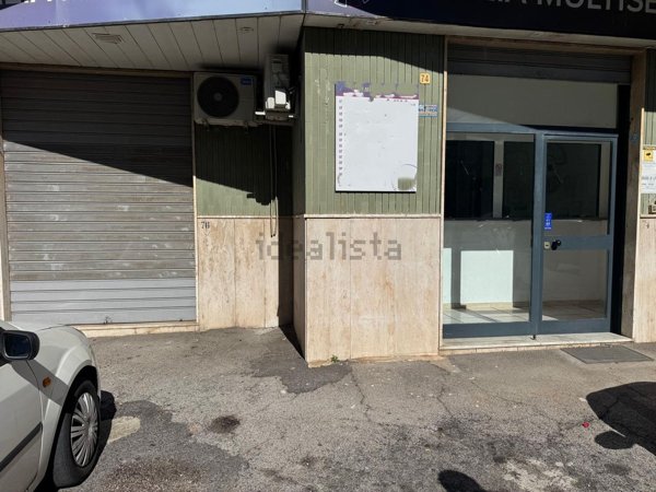 locale commerciale in vendita a Pollena Trocchia