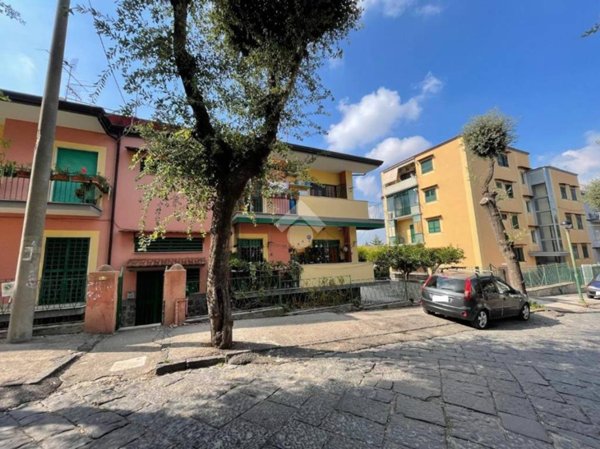 appartamento in vendita a Pollena Trocchia