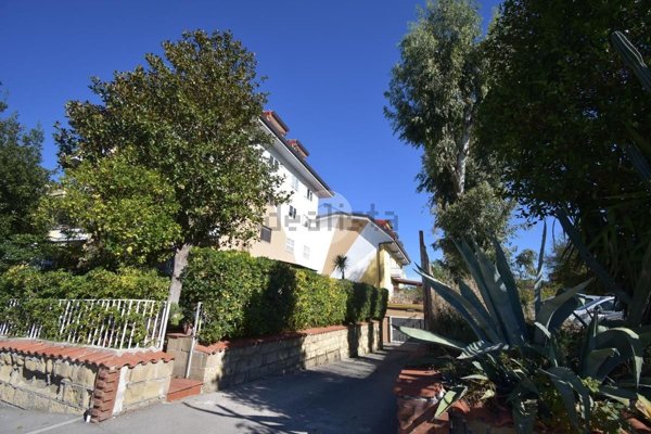 appartamento in vendita a Pollena Trocchia in zona Trocchia