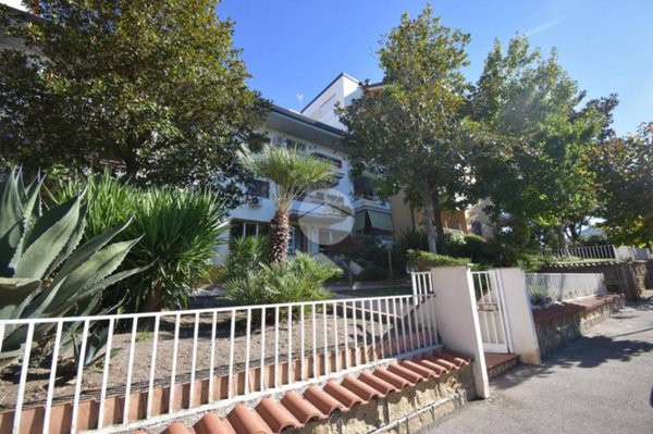 appartamento in vendita a Pollena Trocchia in zona Trocchia