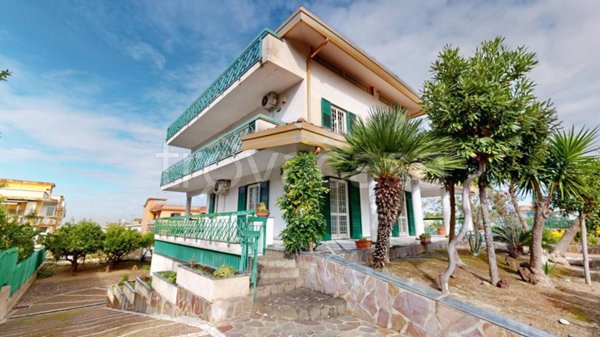 casa indipendente in vendita a Pollena Trocchia