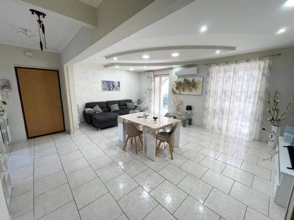 appartamento in vendita a Pollena Trocchia