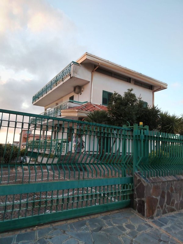 casa indipendente in vendita a Pollena Trocchia