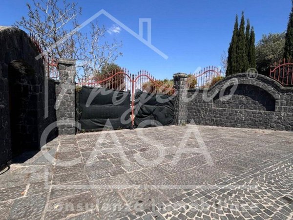 casa indipendente in vendita a Pollena Trocchia