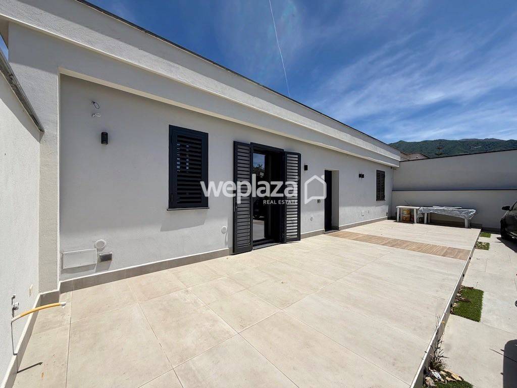 casa indipendente a Pollena Trocchia in zona San Gennariello/Laurenzana