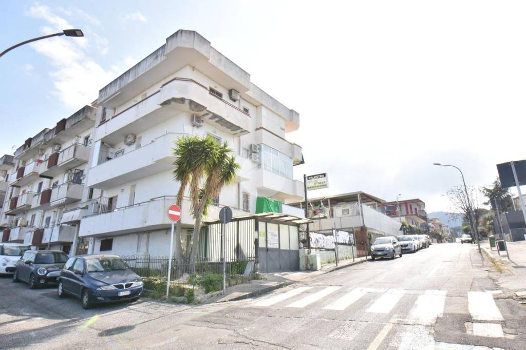 appartamento in vendita a Pollena Trocchia in zona San Gennariello/Laurenzana