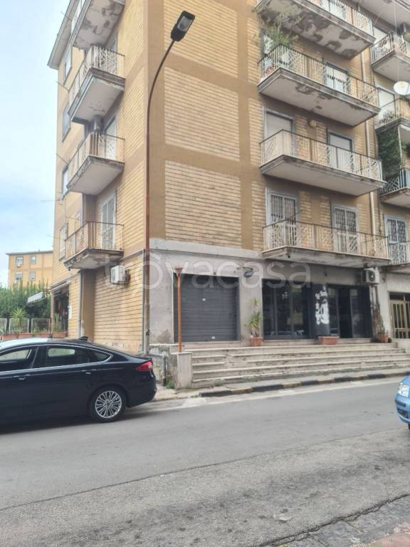 trivano in vendita a Pomigliano d'Arco