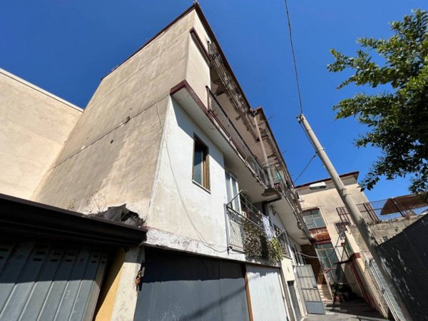 intera palazzina in vendita a Pomigliano d'Arco