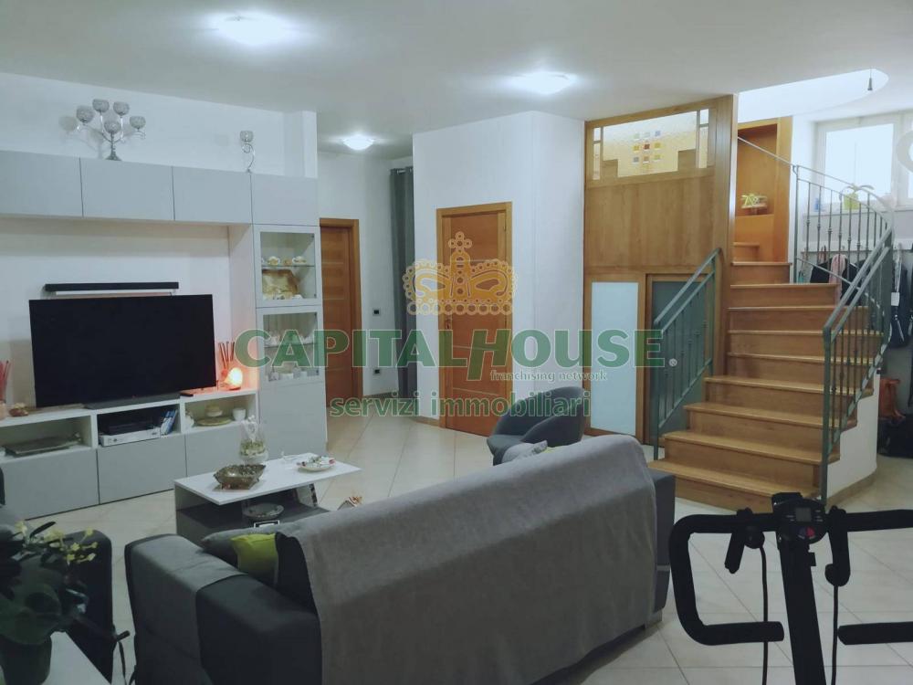 casa indipendente in vendita a Pomigliano d'Arco