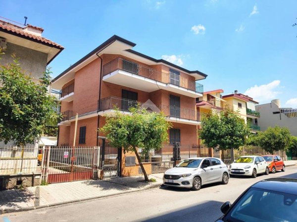 casa indipendente in vendita a Pomigliano d'Arco