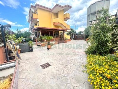 casa indipendente in vendita a Pomigliano d'Arco